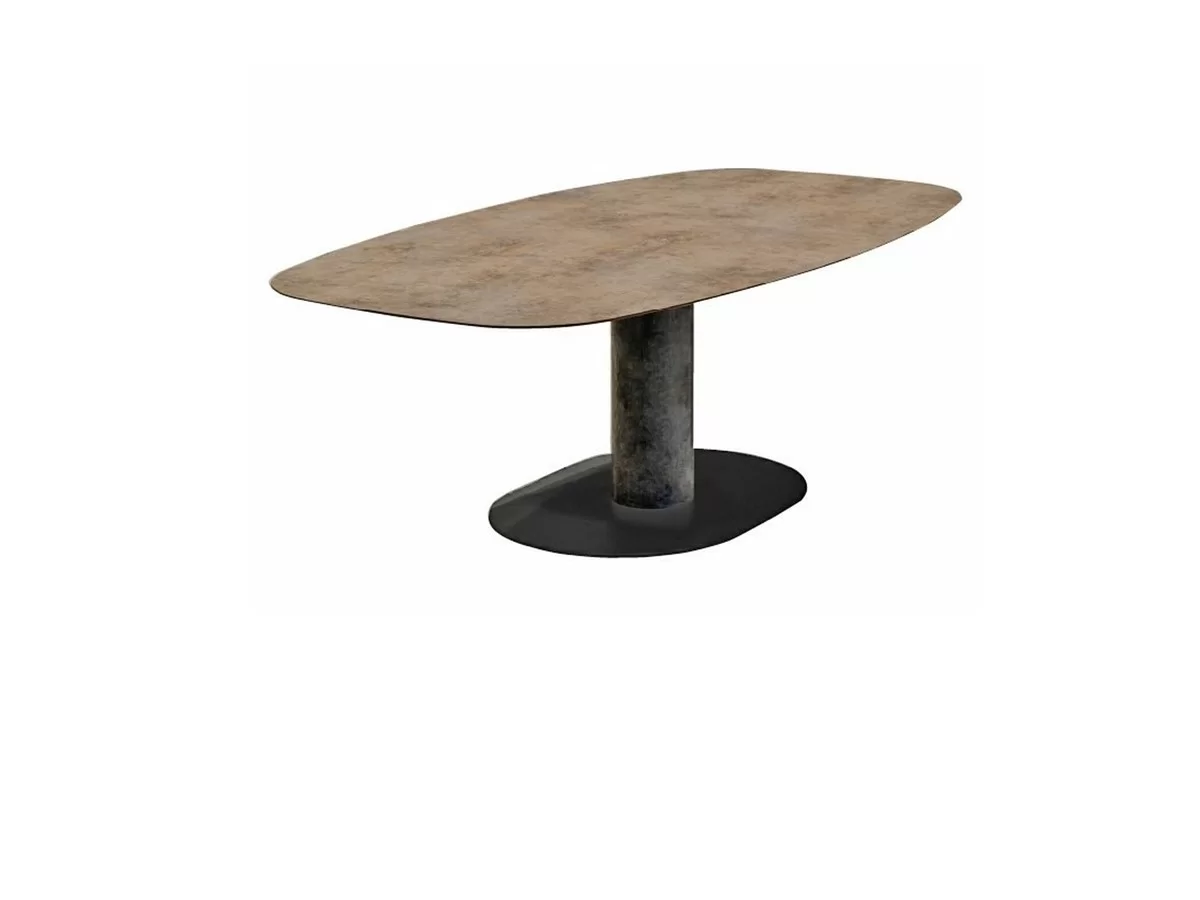 The Big table by Varaschin