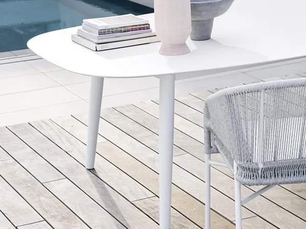 Details of Varaschin Ellisse table