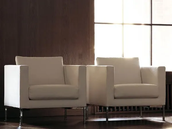 Fauteuil Box de Living Divani dans un décor