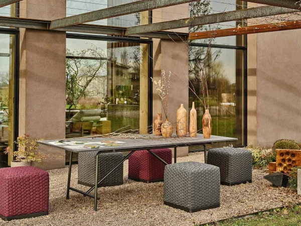 Table Any Day outdoor dans un décor