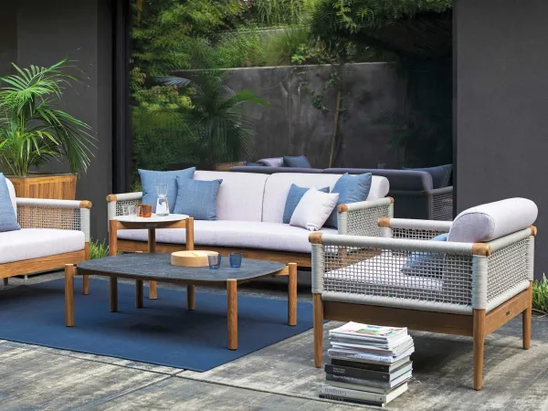 Le canapé Lodge avec le fauteuil Lodge d'Atmosphera