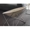 Acabado de cuero marfil para el sillón Popsi de Lema