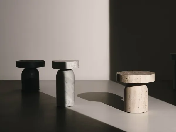Trois versions de la table basse Francis de Lema