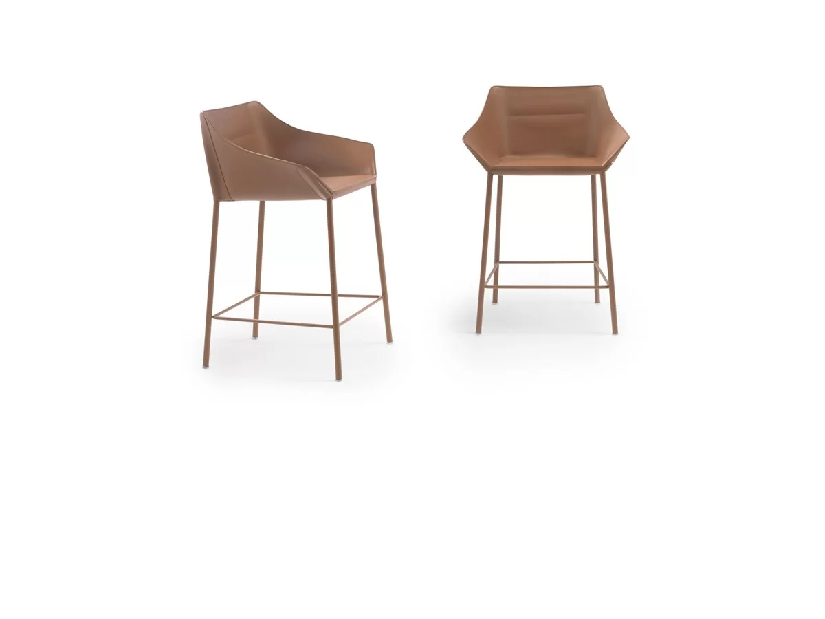 La silla Haiku de Flexform en versión taburete