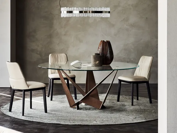 The Skorpio Round table in a dining room