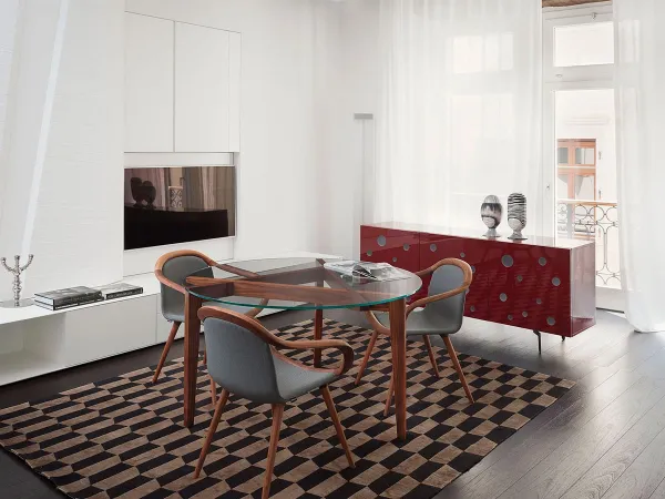 La silla Ginevra en un comedor