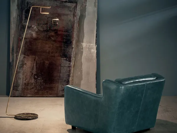 The Blade floor lamp