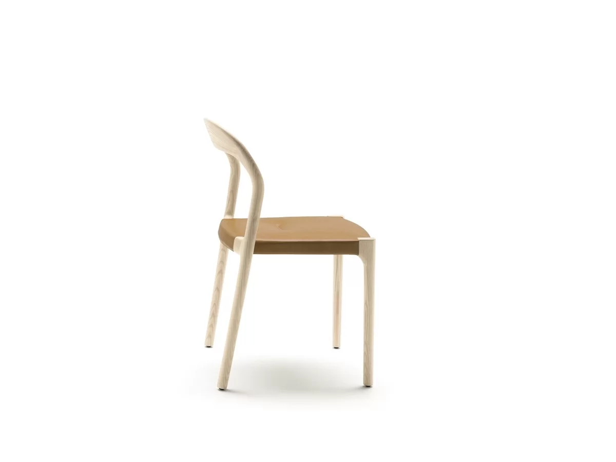 提契诺州椅子由Living Divani Mobilificio Marchese
