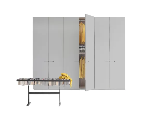 Elegant Kleiderschrank von Lema