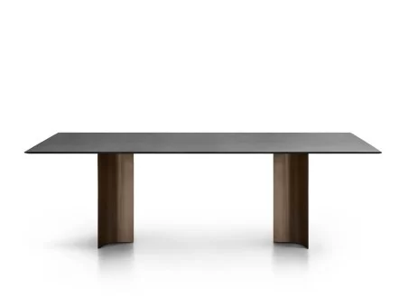La mesa Gullwing de Lema