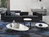 Tables basses Douglas de Arketipo dans un salon