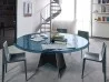 Der Avalon Tisch von Arketipo - Version mit runder Pacific Blue Glasplatte