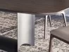 Detalles de la estructura de la mesa Dragon Wood de Cattelan Italia