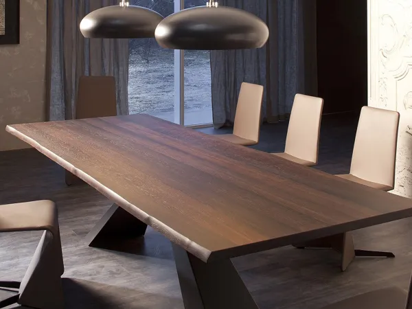 Détails du plateau de la table Eliot Wood de Cattelan Italia