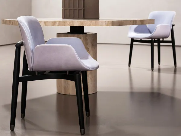 The Jorgen leather chair by Baxter