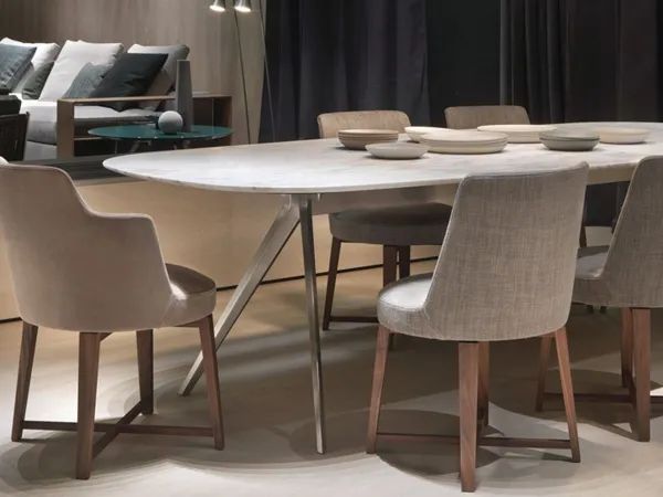 The Hera chair by Flexform