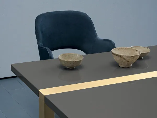 Details zum Selene Tisch von Baxter