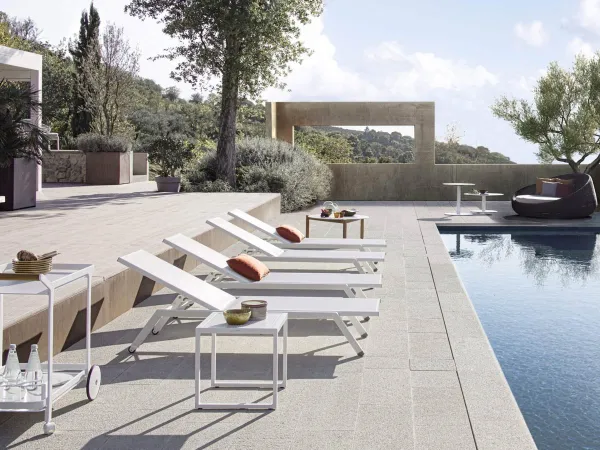 AtmospheraMaxim日光浴床