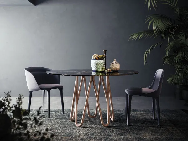 The Lepel chair by Casamania in a dining area