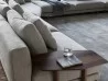 Details der Rückenlehne und der Kissen des Sofas Abacus von Porada