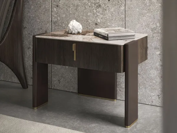 Il comodino Julian di Cattelan Italia - eleganza Made in Italy