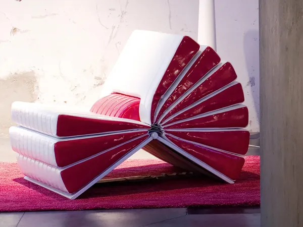 The Libro armchair by Busnelli - a symbol of Italian design
