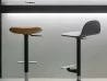 Tabouret Pilat de Kristalia en deux versions