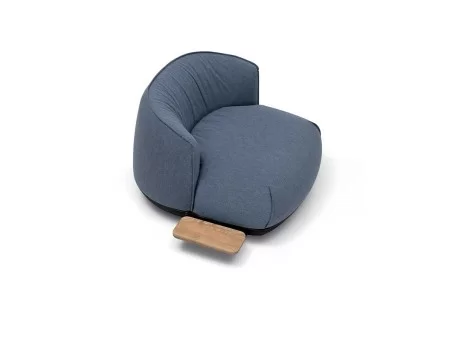 El sillón Brioni de Kristalia