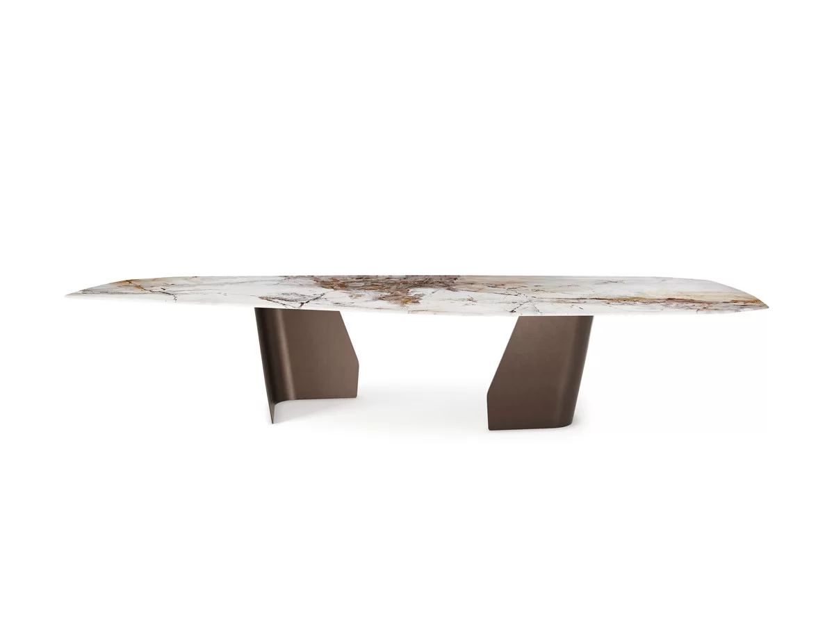 The Senator table by Cattelan Italia