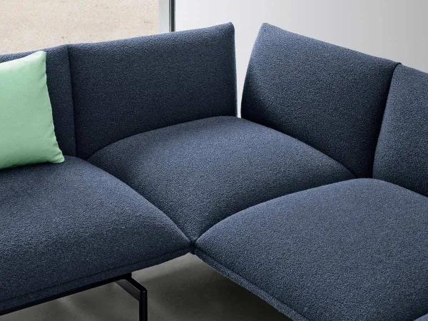 Details of the upholstery of the Tenso sofa by Kristalia