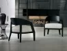 Le fauteuil Alba de Porada dans un salon