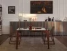 La mesa Autoreggente de Horm Casamania en un salón