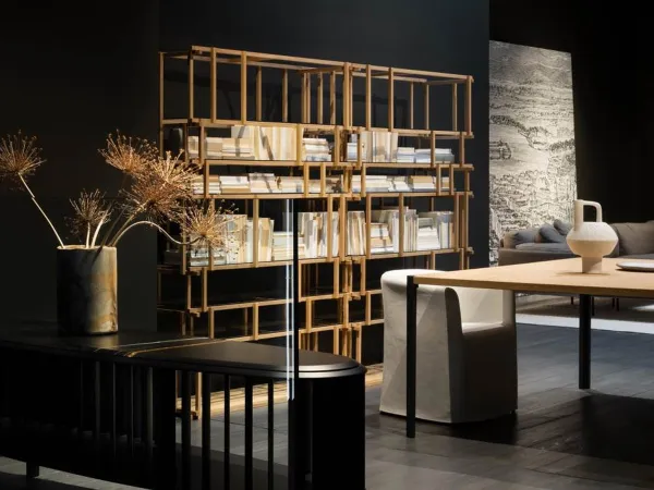 La libreria Off Cut di Living Divani in una zona living