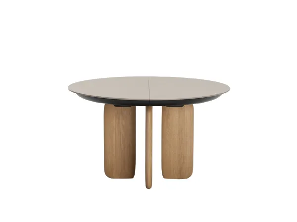 The Pala table by Kristalia