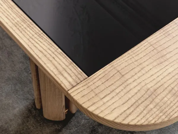 Details of the Quadrifoglio table top by Porada