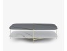 Ligne Roset 设计的克莱德茶几