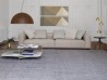 La mesa baja Clyde de Ligne Roset en un salón