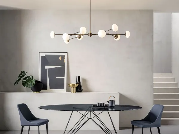 La lampada Ramy di Riflessi in una zona living
