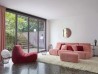 客厅中的 Ligne Roset Saparella 沙发