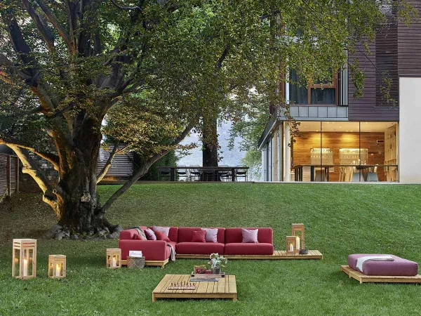 The Barcode sofa by Varaschin in the corner version