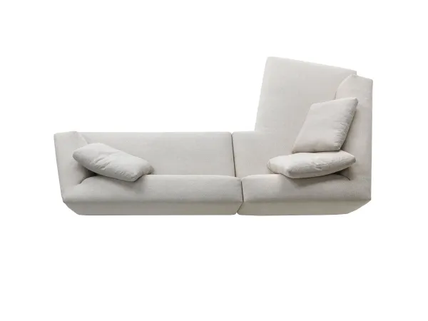 The modular Loungescape sofa by Flexform