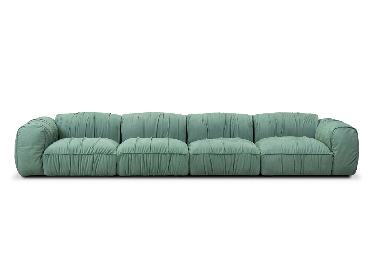The Chicago sofa by Baxter