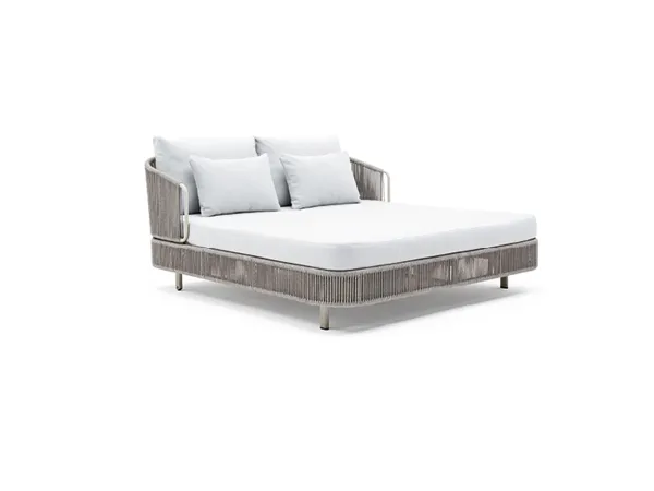 The Tibidabo daybed by Varaschin