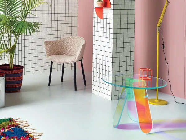 The Glas Shimmer side table in a lounge area