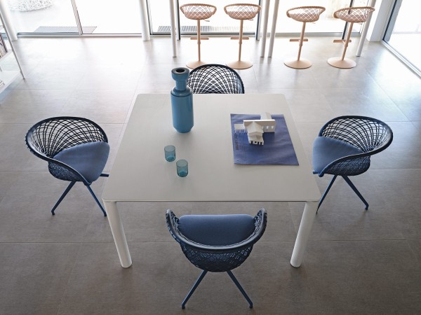 The Woody table by Midj - MIDJ R&D design