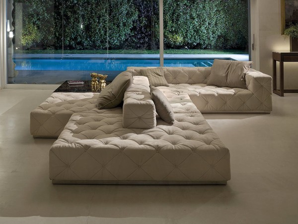 Must sofa by Longhi – Giuseppe Viganò design
