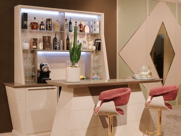 Dettagli del mobile bar Hemingway di Porada
