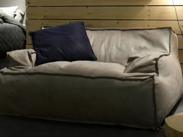 Baxter Damasco Love Seat