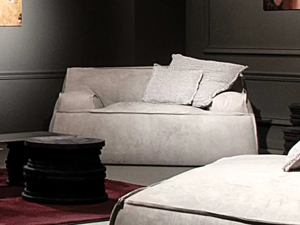Baxter Damasco Love Seat