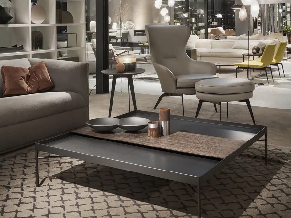 Mansion Couchtisch in einem Zimmer